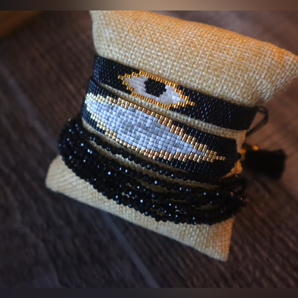 Black And Gold Miyuki Seed Beaded Bracelet 25$